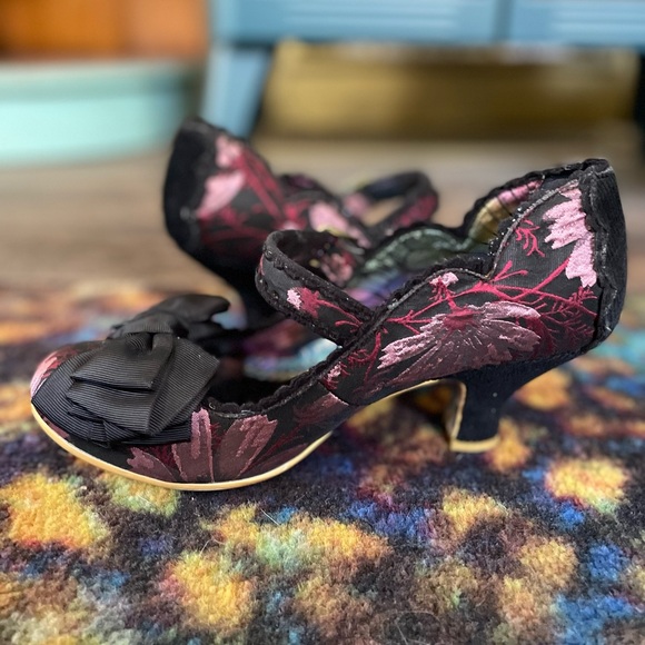 Irregular choice purple floral bow Mary Jane heels - Picture 5 of 7